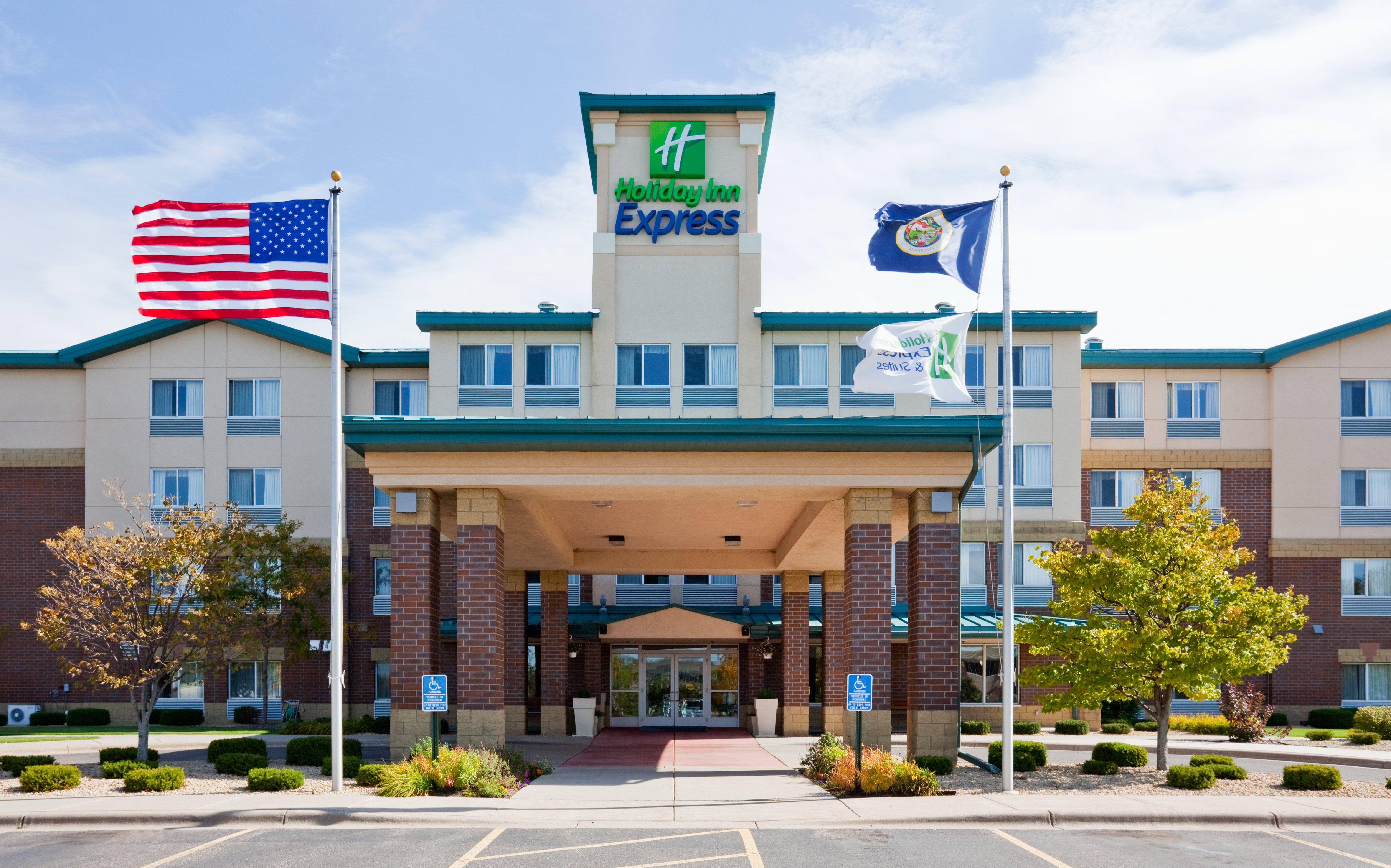 Holiday Inn Express Hotel & Suites-St. Paul By Ihg Vadnais Heights Exterior foto