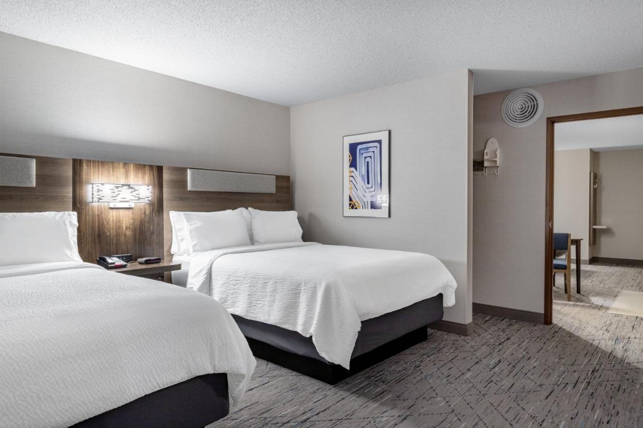 Holiday Inn Express Hotel & Suites-St. Paul By Ihg Vadnais Heights Exterior foto