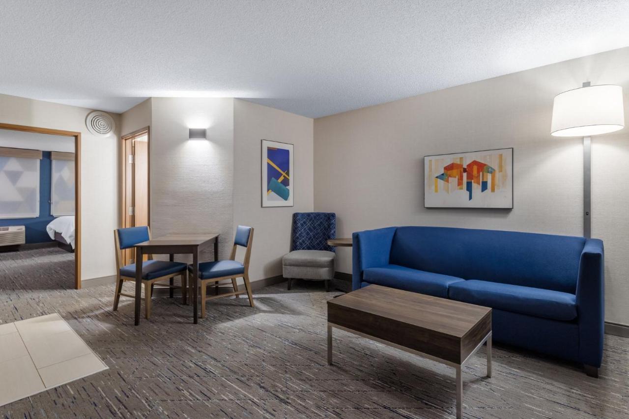 Holiday Inn Express Hotel & Suites-St. Paul By Ihg Vadnais Heights Exterior foto