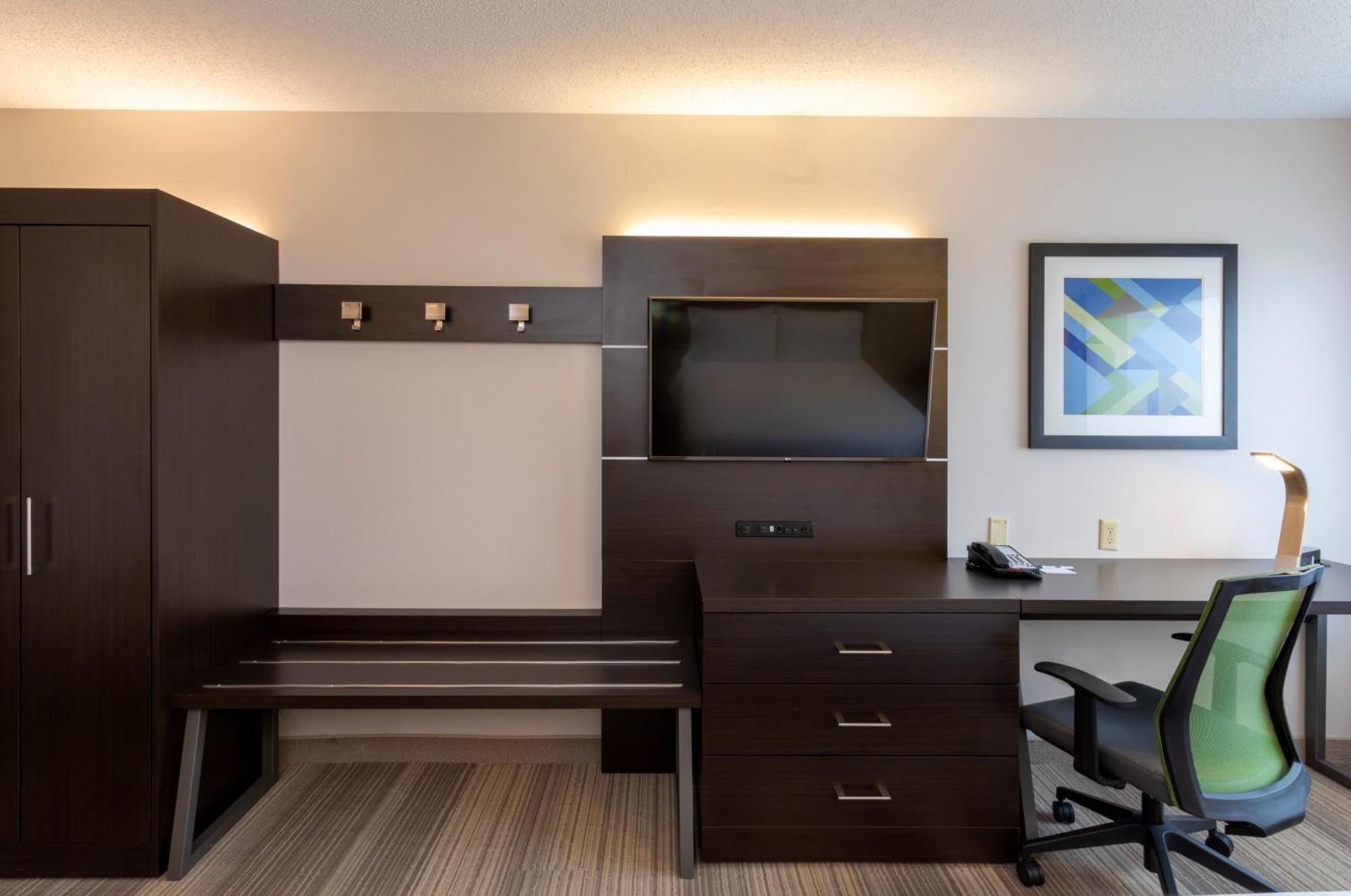 Holiday Inn Express Hotel & Suites-St. Paul By Ihg Vadnais Heights Exterior foto